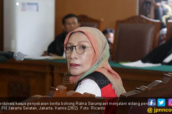Anggap Surat Dakwaan Lengkap, Hakim Tolak Eksepsi Ratna Sarumpaet - JPNN.COM