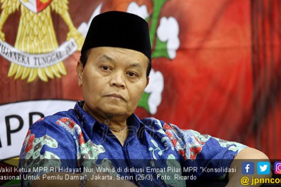 Jokowi Ingin Revisi UU ITE, Hidayat Nur Wahid: Jangan Cuma PHP - JPNN.COM