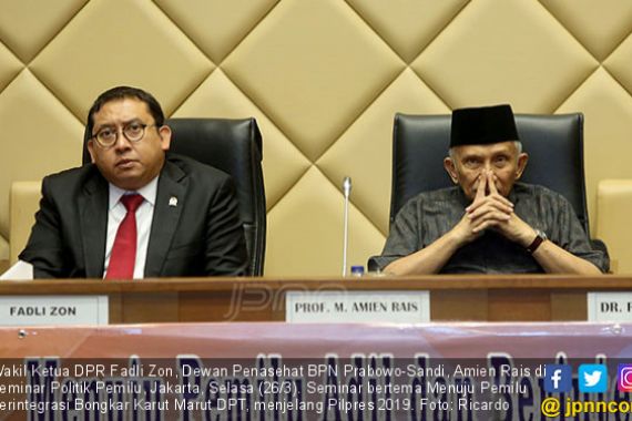 5 Berita Terpopuler: Amien Rais dan Jokowi Akrab, Darmizal Demokrat Menangis, Warga Sipil Kena Tembak - JPNN.COM