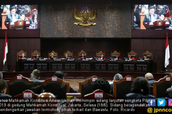 Penasihat Fadli Zon Bersaksi di Sidang Sengketa Pilpres 2019 - JPNN.COM