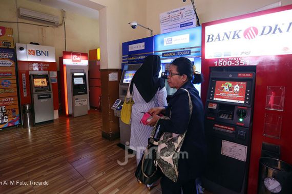 Himbara Tunda Pengenaan Biaya Cek Saldo dan Tarik Tunai di ATM Link - JPNN.COM