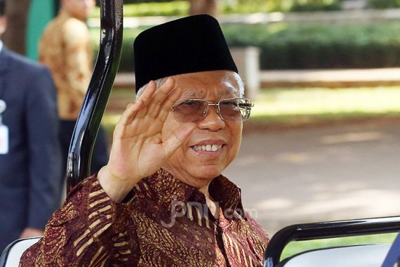 Kiai Ma'ruf Sepatutnya Memberi Teguran Terakhir Lagi Keras kepada Presiden Jokowi - JPNN.COM