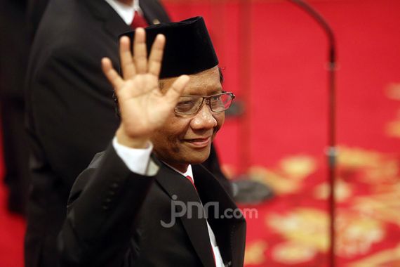 Mahfud MD Ungkap Penyebab Habib Rizieq Pulang ke Indonesia - JPNN.COM