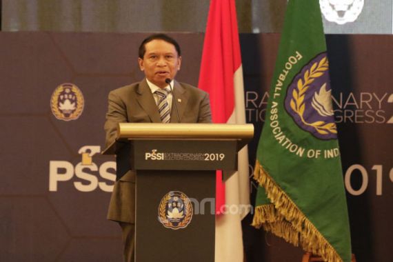 Warganet Sebut Menpora Zainudin Amali Sebagai Pejuang Bola - JPNN.COM