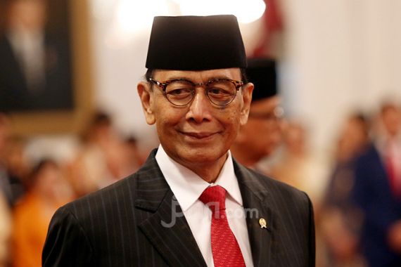 Kendalikan Situasi Darurat, Jokowi Harus Segera Panggil Wiranto - JPNN.COM