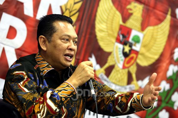 Ketua MPR RI Sesalkan Cara Kemenlu Merespons Kasus Kematian ABK WNI - JPNN.COM