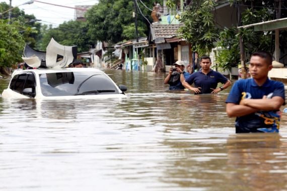 Banjir di Jakarta Bertambah Jadi 69 Titik, Cawang Terendam 2 Meter 