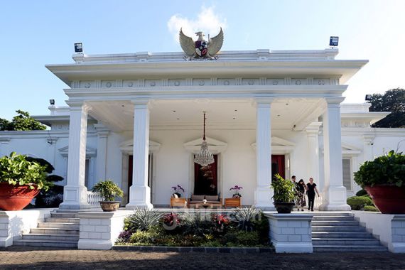 SEREM! Di Istana Merdeka Banyak Hantu, Mulai Noni Belanda Hingga Perempuan Keluar Sumur - JPNN.COM