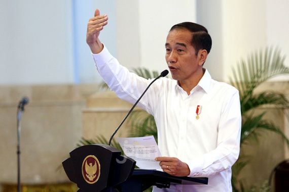 Jokowi Marah Lagi di Depan Luhut hingga Erick, Masalah Minyak Goreng dan BBM Kenapa Ditutupi - JPNN.COM