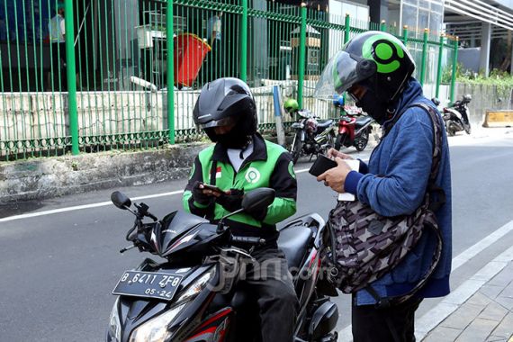 Hore, Driver Ojol di Palembang Dapat Bantuan, Sebegini Jumlahnya - JPNN.COM