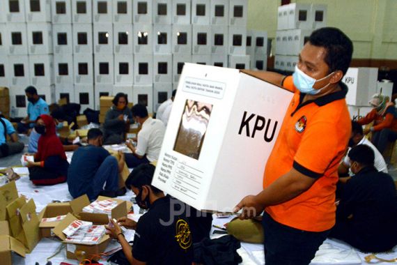 PT DKI Jakarta Membatalkan Putusan PN Jakpus soal Pemilu 2024 Ditunda, Ini Respons Mahfud MD - JPNN.COM