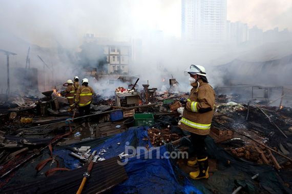 Jarak Buffer Zone Berstandar Internasional Patut Dicontoh di Indonesia - JPNN.COM