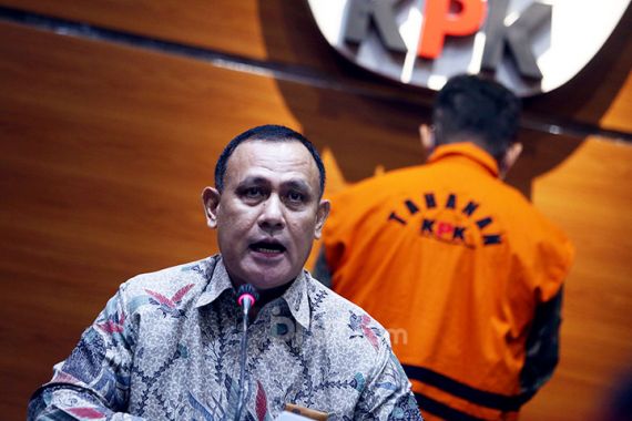 Firli Bahuri Bicara soal 75 Pegawai KPK Tak Lolos TWK, Merasa Jadi Sorotan dan Sebut Jokowi - JPNN.COM