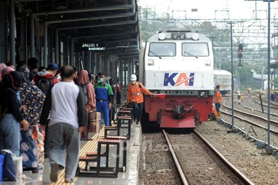 PPKM Diperpanjang, Ini Syarat Perjalanan KA Jarak Jauh dan KA Lokal Mulai 26 Juli 2021 - JPNN.COM