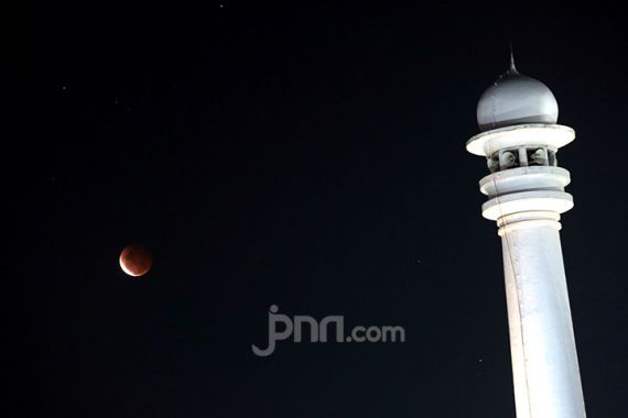 Masjid Al Azhar Siapkan 700 Takjil Selama Ramadan - JPNN.COM