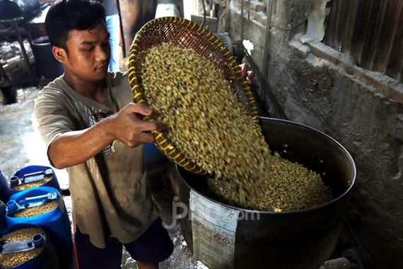 Tempe Tahu Mendadak Hilang di Pasar Modern, Banyak Konsumen Kecewa - JPNN.COM