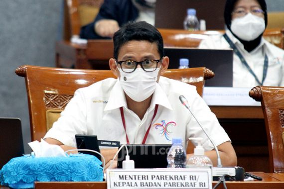 Survei 5 Capres 2024, Sandiaga Uno Dinilai Mampu Tangani 3 Isu Strategis - JPNN.COM