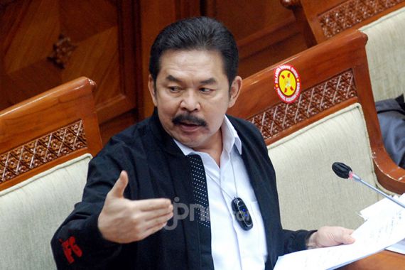 Larang Anak Buah Main TikTok, Jaksa Agung Ketinggalan Zaman - JPNN.COM