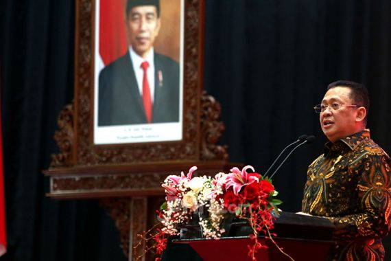 Pemerintahan Jokowi Hebat, Bisa Meyakinkan Arab Saudi Soal Izin Umrah - JPNN.COM