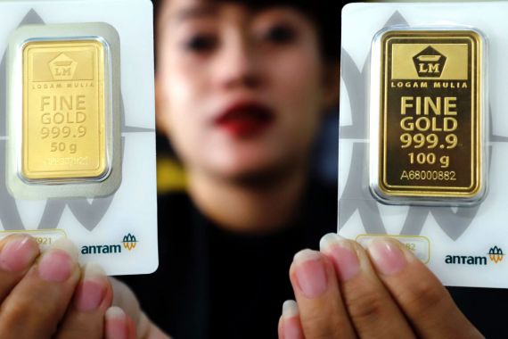 Harga Emas Hari Ini Ambrol, Bisa Borong untuk Investasi - JPNN.COM