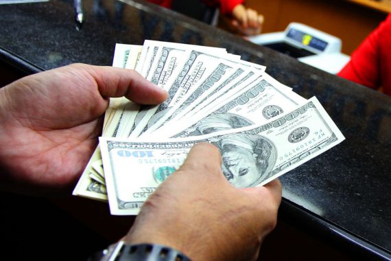 Kurs Rupiah Hari Ini Anjlok Lagi, Makin Dalam - JPNN.COM