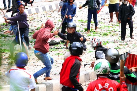 Hindari Tawuran, Remaja di Bekasi Malah Jadi Sasaran, Dia Tewas - JPNN.COM