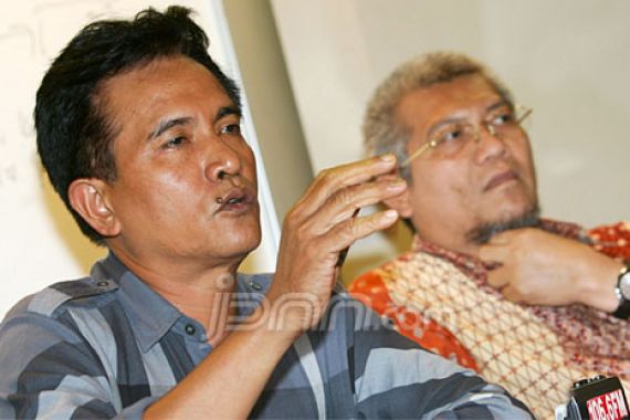 Yusril Tersangka, Yusril Melawan - JPNN.COM