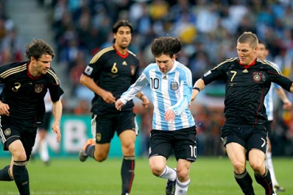 Gagal Bersinar, Messi Tetap Dibela - JPNN.COM