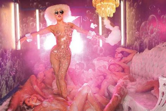 Lady Gaga Terinspirasi Narkoba - JPNN.COM