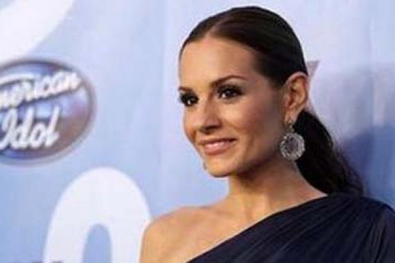 Kara DioGuardi Tinggalkan American Idol - JPNN.COM