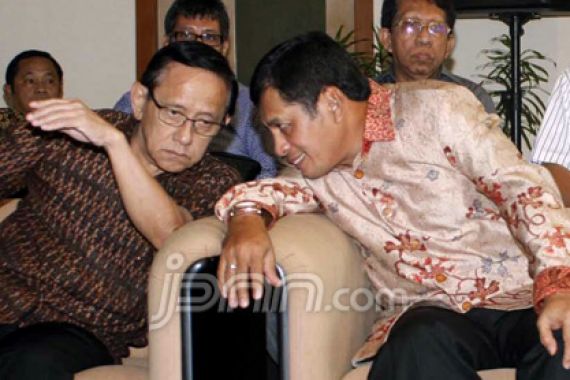 Nurdin Cs Dilaporkan Suap Pemilik Suara - JPNN.COM