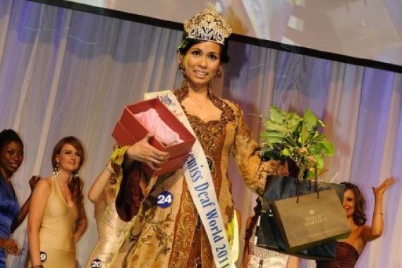 Dian Inggrawati, Gadis Tunarungu yang Menang Tiga Besar di Ajang Miss Deaf World 2011 - JPNN.COM