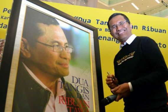 Dahlan Iskan Launching Buku 'Dua Tangis dan Ribuan Tawa' - JPNN.COM