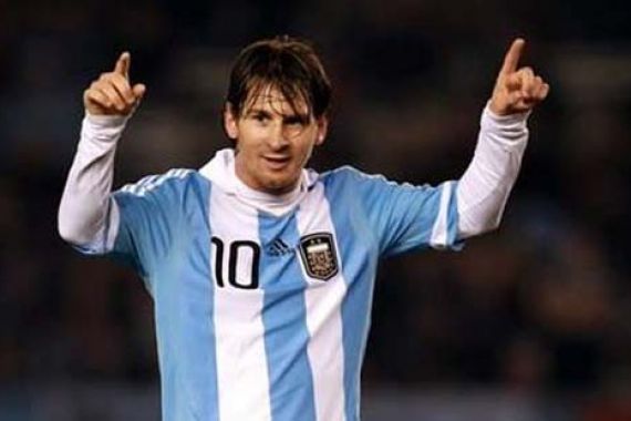 Hat-trick Internasional Pertama Messi - JPNN.COM