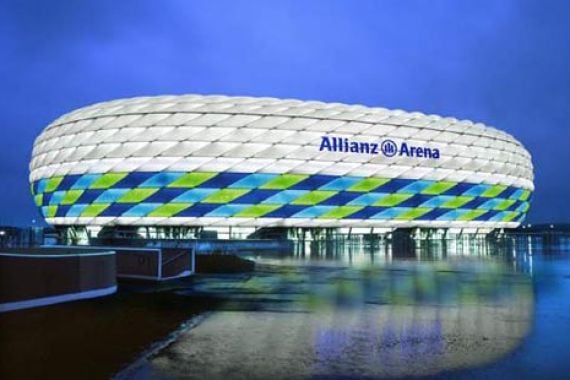 Allianz Arena, Dinding Stadion yang Berpendar - JPNN.COM