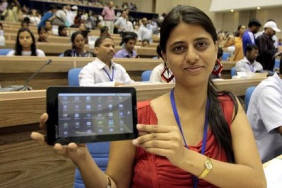 India Luncurkan Tablet Seharga Rp300 Ribuan - JPNN.COM