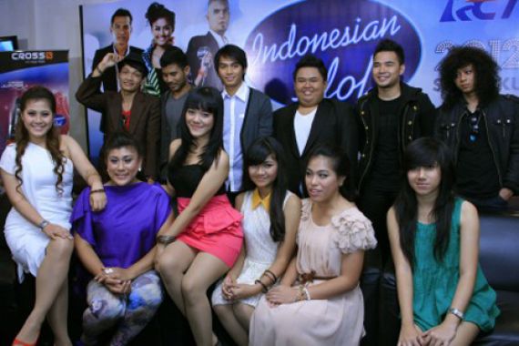 12 Kontestan Indonesian Idol 2012 Reuni di Grand Final - JPNN.COM