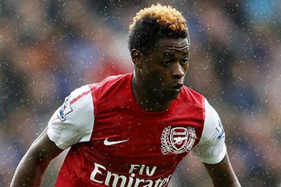 Alex Song Resmi Gabung Barca - JPNN.COM