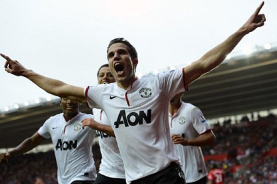 Hat-trick Van Persie Selamatkan MU - JPNN.COM