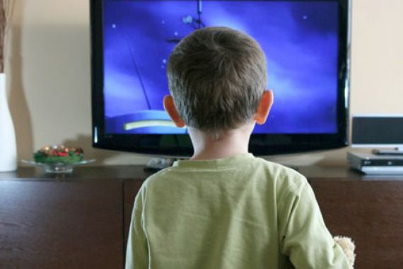 Konsumsi TV Berlebihan Pengaruhi Psikologis Anak - JPNN.COM