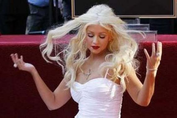 Christina Aguilera Ingin Jadi Penjahat - JPNN.COM
