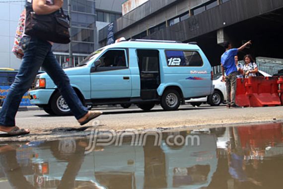 Jokowi: Sopir Angkot tak Pernah Kapok - JPNN.COM