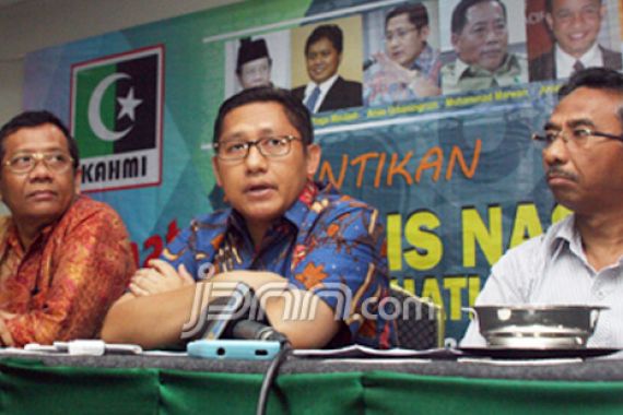 Mahfud: Siapapun yang Korupsi, Sikat! - JPNN.COM