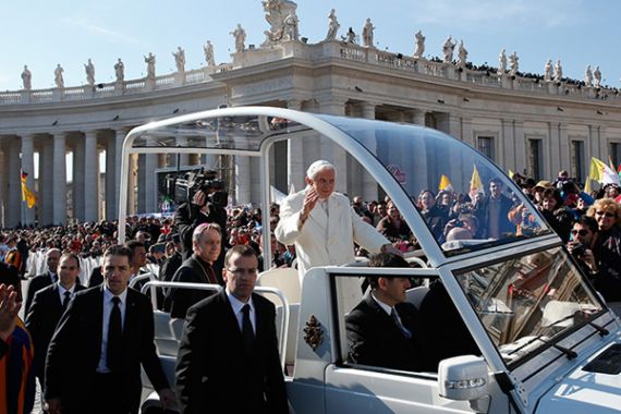 Paus Berkotbah Terakhir di Depan 150 Ribu Umat - JPNN.COM