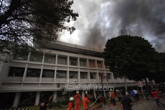 Pertama Kali Kompleks Istana Negara Kebakaran - JPNN.COM