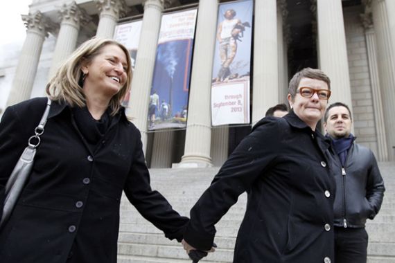 Mahkamah Agung AS Mulai Bahas Pengesahan Pernikahan Sejenis - JPNN.COM