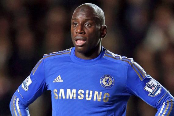 Demba Ba Pilih Tropi Daripada Empat Besar - JPNN.COM