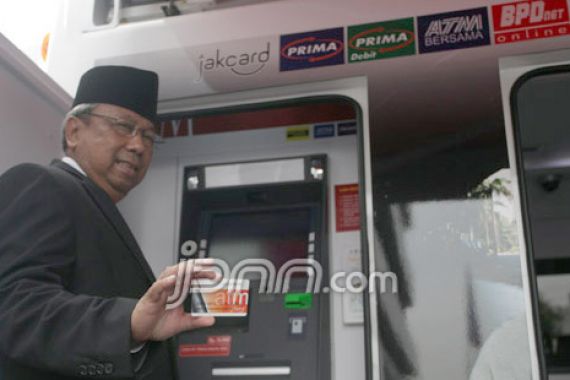 Bank DKI Luncurkan ATM Keliling - JPNN.COM