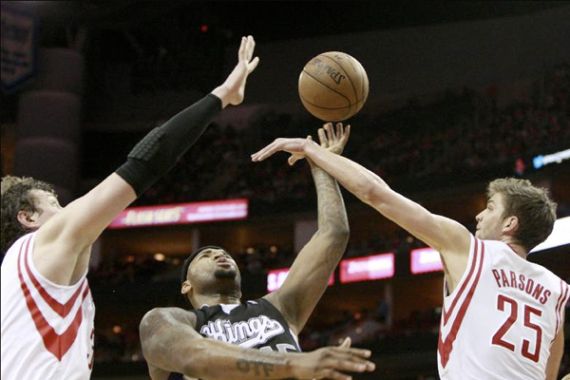 Rockets Ledakkan Sacramento Kings - JPNN.COM