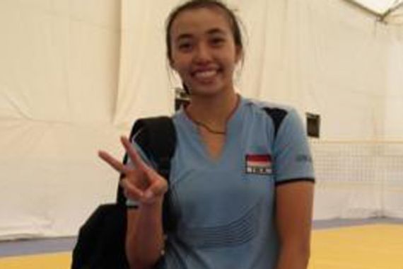Amilia Fajrina Rengkuh MVP Putri Proliga 2013 - JPNN.COM